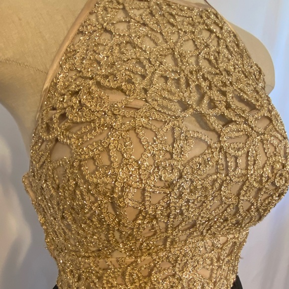 B. Smart  black and gold dress. Size 1-2 - Picture 4 of 8